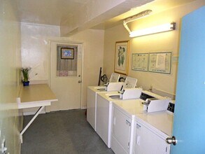 1818 W. El Segundo Blvd. in Gardena, CA - Building Photo - Building Photo