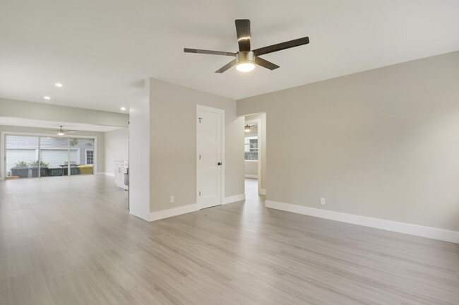 1118 N J St in Lake Worth Beach, FL - Building Photo - Building Photo