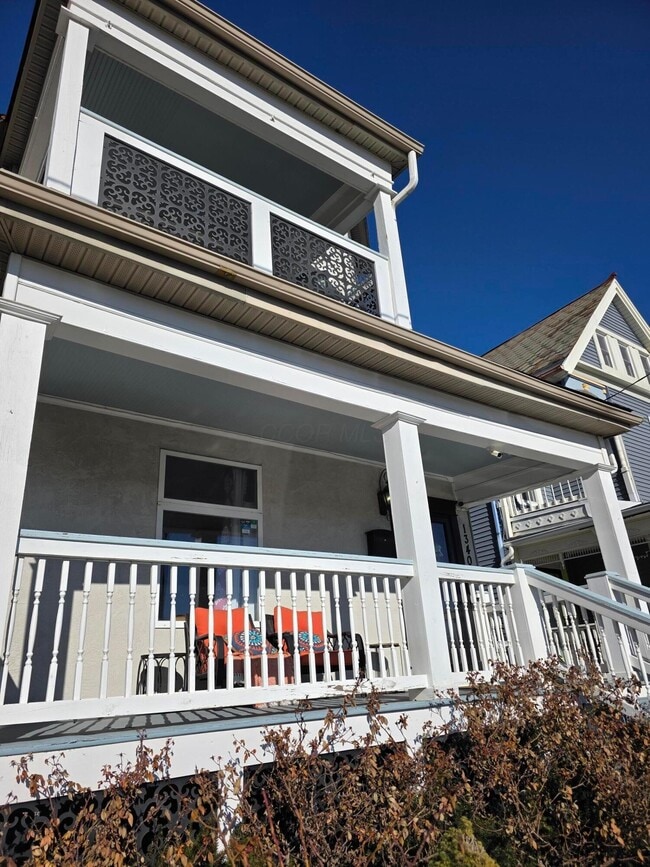 1340 Oak St in Columbus, OH - Building Photo - Building Photo