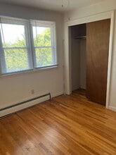4590 Fairport Nine Mile Point Rd in Fairport, NY - Building Photo - Building Photo