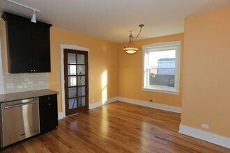 3731 N Janssen Ave in Chicago, IL - Building Photo - Building Photo