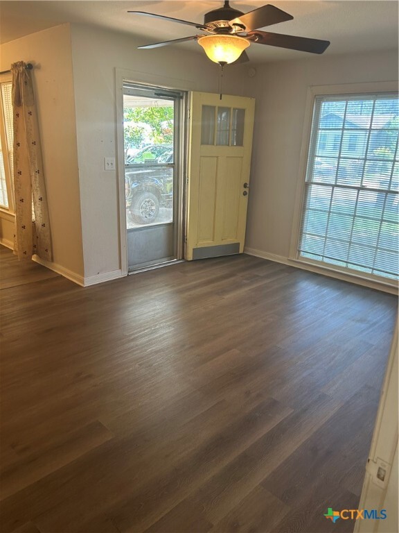1805 E Guadalupe St in Victoria, TX - Building Photo - Building Photo