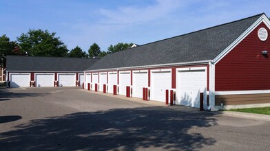 Jefferson Square in Northfield, MN - Building Photo - Building Photo