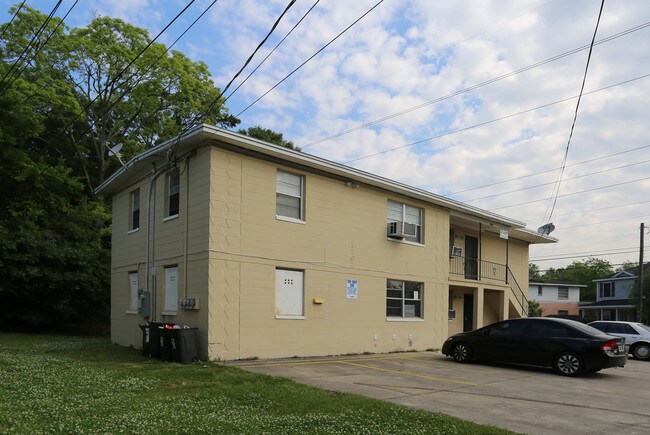 1707 Logan St in Jacksonville, FL - Foto de edificio - Building Photo