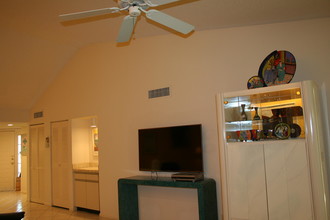 7599 Glendevon Ln-Unit -1506 in Delray Beach, FL - Building Photo - Building Photo
