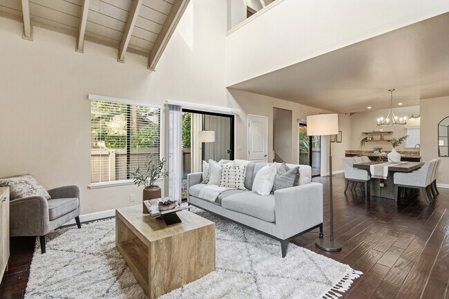 2220 Boyer Dr in Carmichael, CA - Building Photo - Building Photo