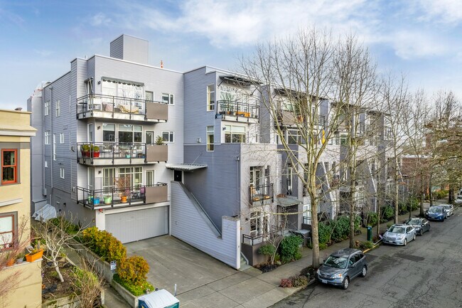 Northrup Medical Building in Portland, OR - Foto de edificio - Building Photo