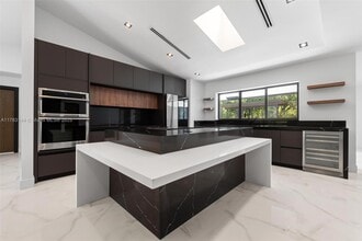 5020 Hawkhurst Ave in Southwest Ranches, FL - Foto de edificio - Building Photo