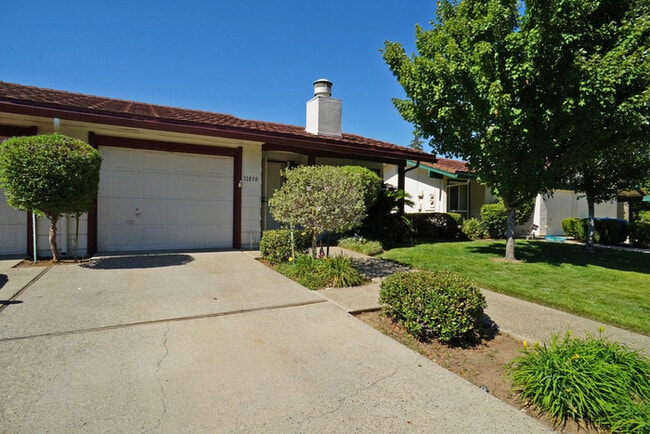 11010 Cobblestone Dr in Rancho Cordova, CA - Building Photo - Building Photo