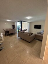 950 Lavers Cir in Delray Beach, FL - Building Photo - Building Photo