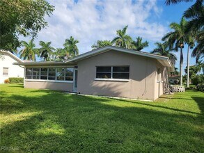 158 SW 51st Terrace in Cape Coral, FL - Building Photo - Building Photo