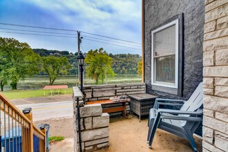 2806 MO-76 in Rockaway Beach, MO - Foto de edificio - Building Photo