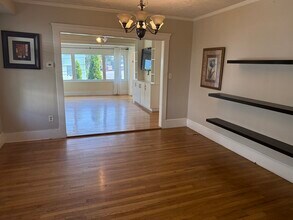 31 Fifield St in Watertown, MA - Building Photo - Building Photo