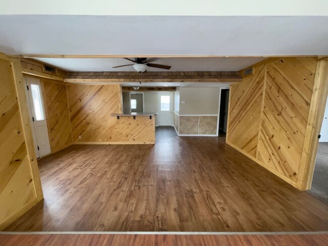 property at 1800 E Princeton Ave