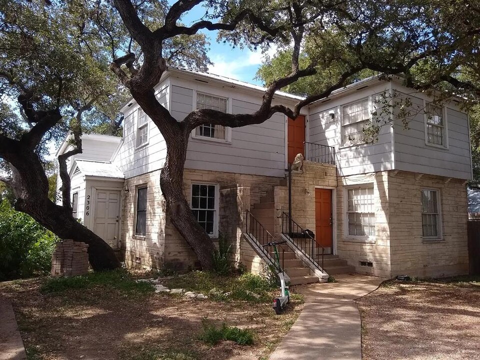 2306 Longview St in Austin, TX - Building Photo