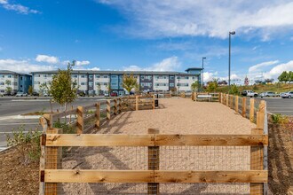 Crosswinds at Arista in Broomfield, CO - Foto de edificio - Building Photo