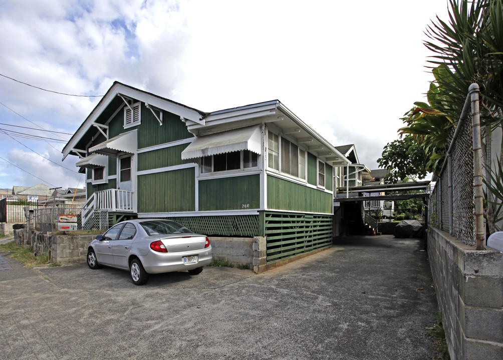 260 N School St in Honolulu, HI - Building Photo