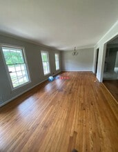 542 N Hairston Rd in Stone Mountain, GA - Building Photo - Building Photo