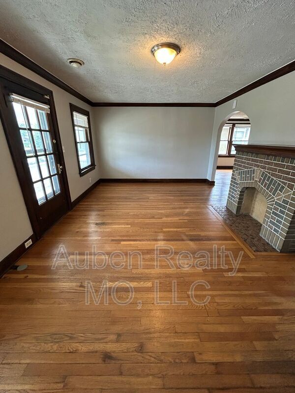 5432 Harrison St in Kansas City, MO - Building Photo - Building Photo