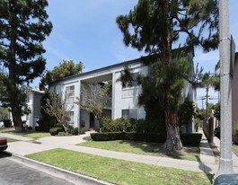 11417 Washington Pl in Los Angeles, CA - Building Photo
