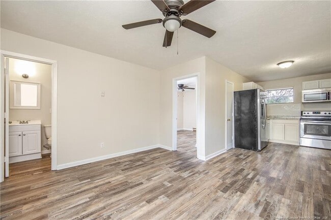 4305 Rosehill Rd in Fayetteville, NC - Building Photo - Building Photo