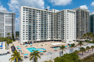 Arlen Beach in Miami, FL - Building Photo - Building Photo