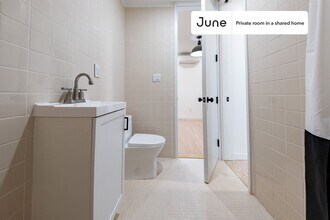 Room in Shared 4 bed/2 bath home in Brooklyn, NY - Foto de edificio - Building Photo