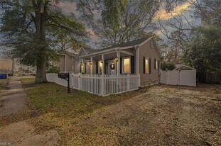 1325 W Little Creek Rd, Unit 2038-202 in Norfolk, VA - Building Photo