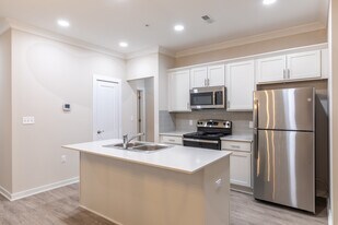 Filmore Place in Canton, MI - Building Photo