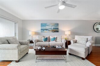 4572 Andover Way in Naples, FL - Building Photo - Building Photo