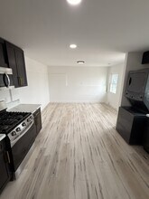 5536 Encina Dr in San Diego, CA - Building Photo - Building Photo