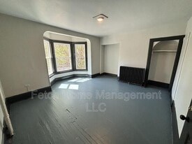 19 S Ann St in Lancaster, PA - Building Photo