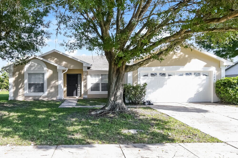 2784 Woodstream Cir in Kissimmee, FL - Building Photo