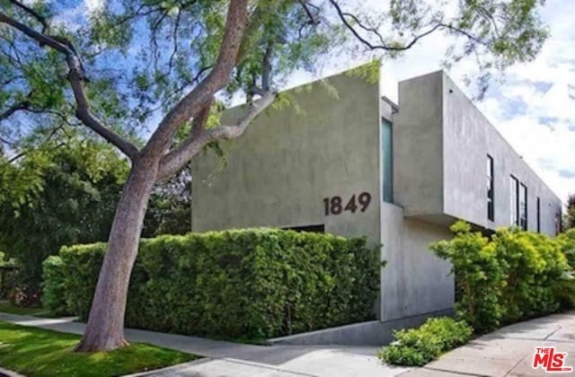 1849 Fox Hills Dr in Los Angeles, CA - Building Photo - Building Photo
