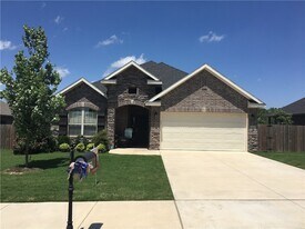 1430 Gooseneck Ln in Cave Springs, AR - Building Photo