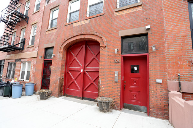 324 Sackett St in Brooklyn, NY - Foto de edificio - Building Photo