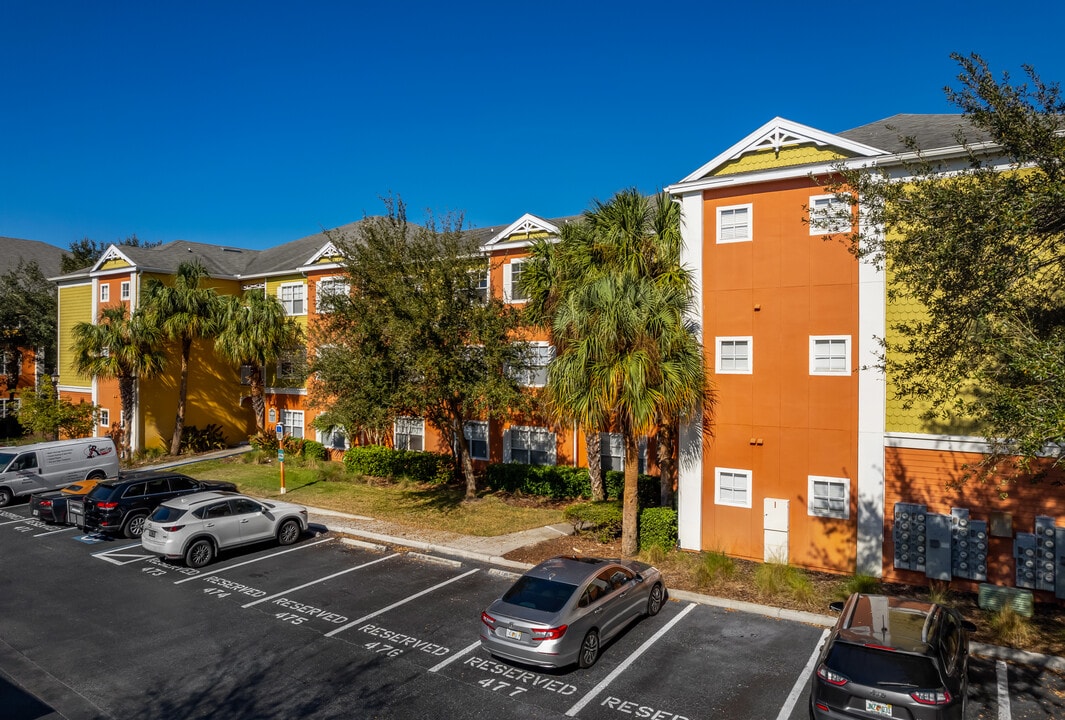 Grand Key Condominiums in Tampa, FL - Foto de edificio