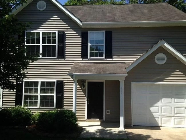 property at 815 Woodgreen Dr