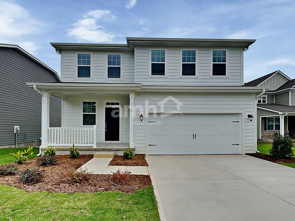 130 Hazel Pk Dr in Mooresville, NC - Foto de edificio