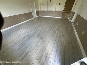 930 Sable Cir SE in Palm Bay, FL - Foto de edificio - Building Photo