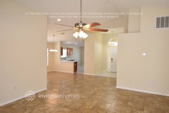 13806 Royston Bend in Hudson, FL - Building Photo - Building Photo