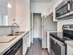 4113 Esters Rd in Irving, TX - Building Photo - Building Photo