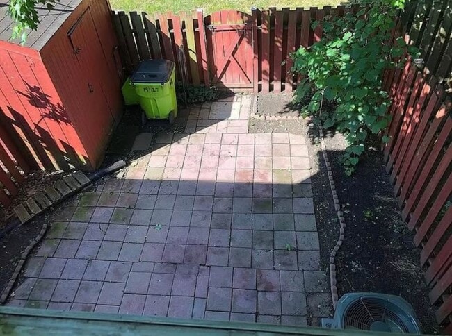 1927 Fort Monroe Ct in Dumfries, VA - Building Photo - Building Photo