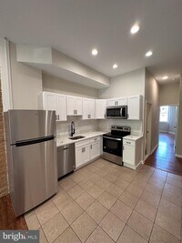 1719 Guilford Ave photo'