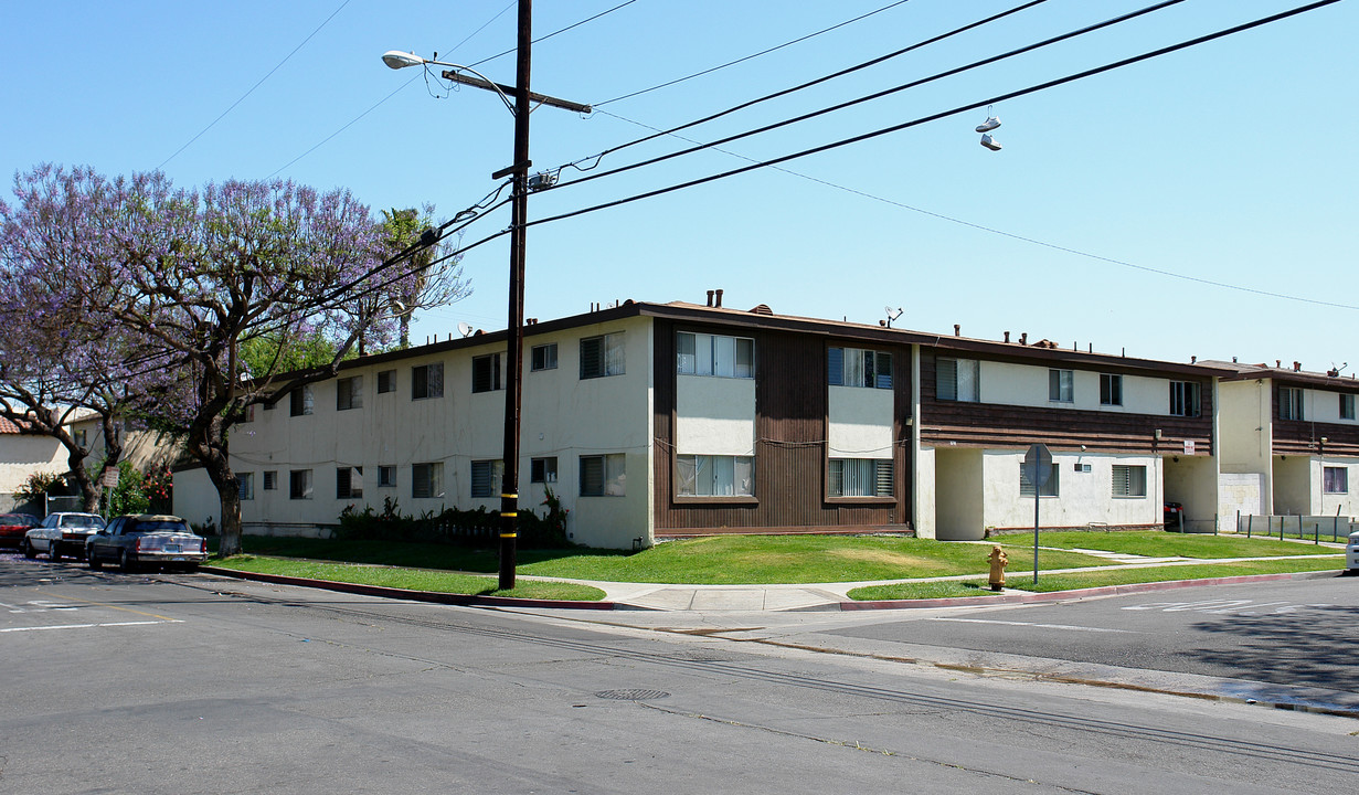 11741 Stuart Dr in Garden Grove, CA - Building Photo