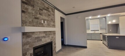 240 Vicks Cir in Centerton, AR - Building Photo - Building Photo
