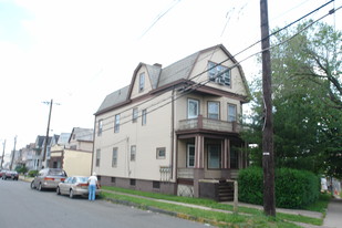 474 Cornell St Apartments