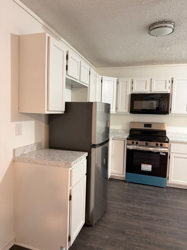 707 S Hydraulic Ave in Wichita, KS - Foto de edificio - Building Photo