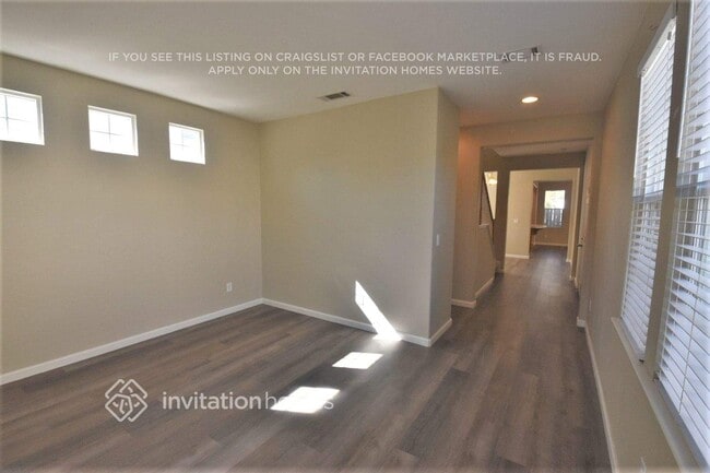 1010 Liberty Dr in Suisun City, CA - Building Photo - Building Photo