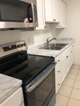 138 SE 3rd Ave in Boynton Beach, FL - Building Photo - Building Photo